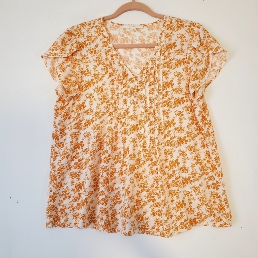 Fun 2 Fun Rayon White Orange‎ Floral Top Blouse Women Size Small